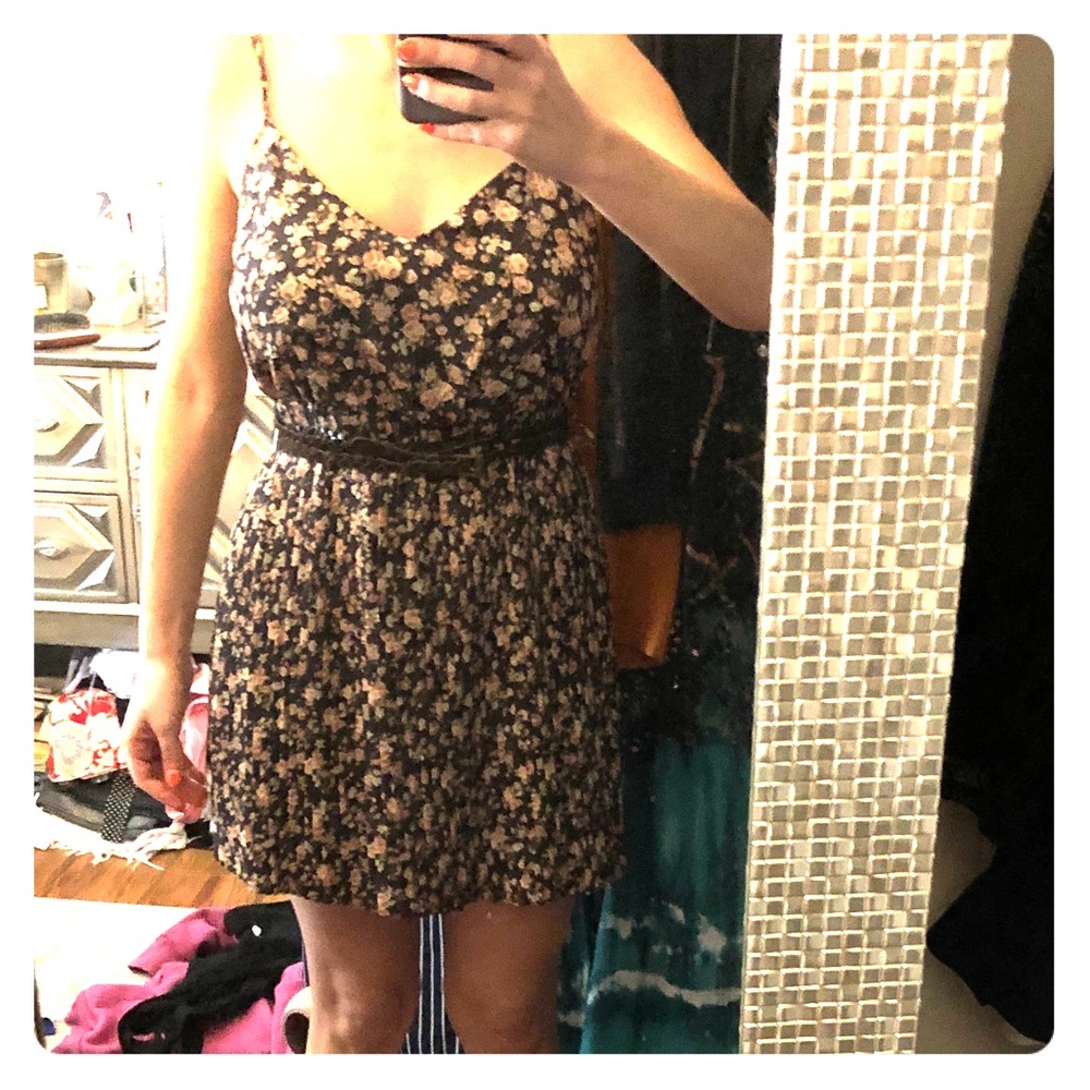 Pleated floral mini dress NWOT